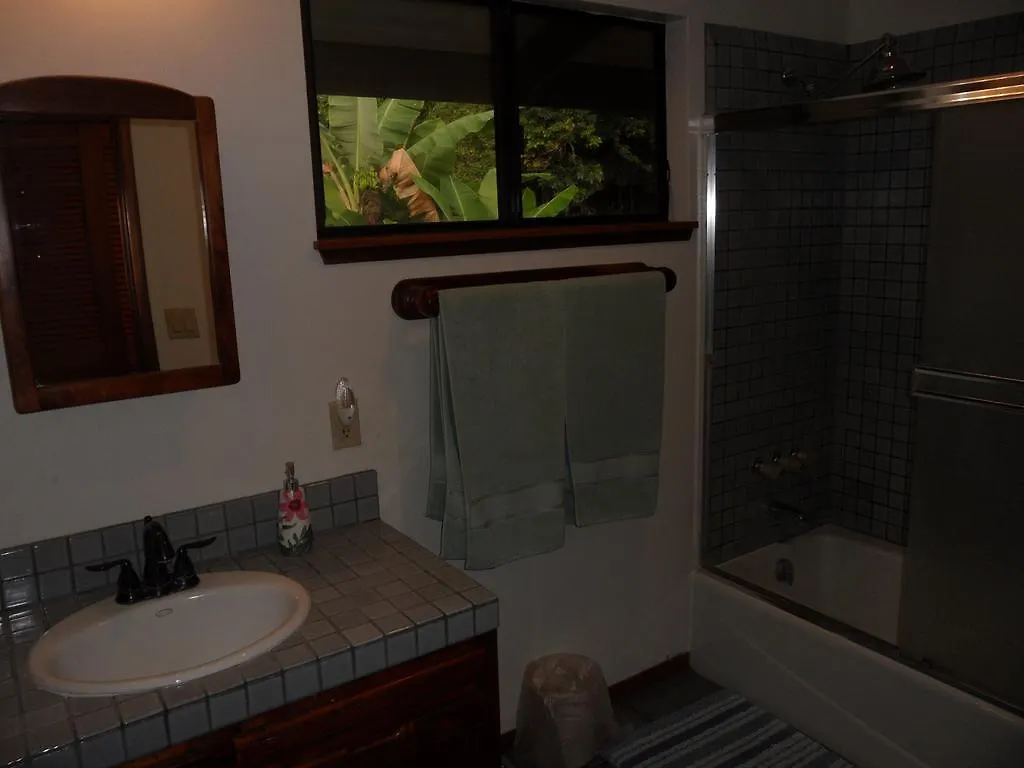 ***  A Beautiful Edge Of The World Bed & Breakfast Captain Cook United States